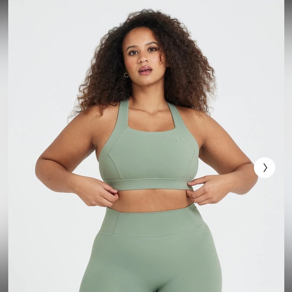 Oner Active TIMELESS SQUARE NECK BRALETTE - Picture 3 of 8